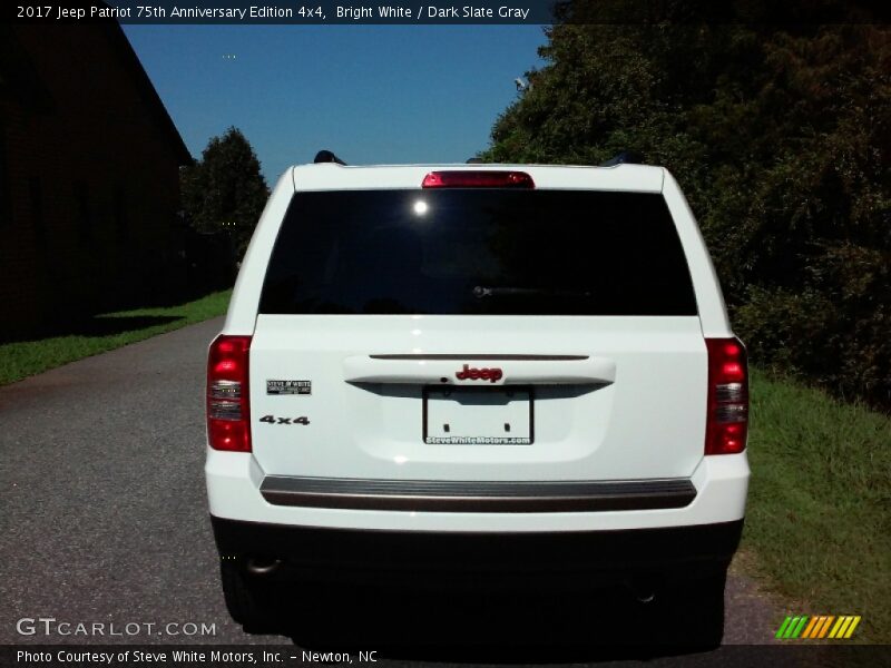 Bright White / Dark Slate Gray 2017 Jeep Patriot 75th Anniversary Edition 4x4