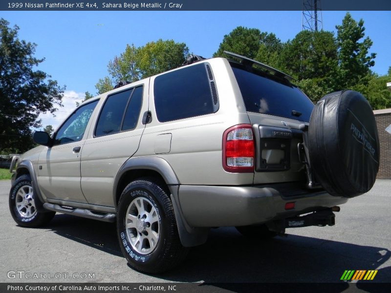 Sahara Beige Metallic / Gray 1999 Nissan Pathfinder XE 4x4