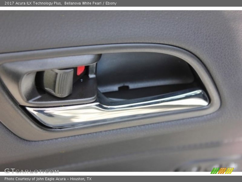 Bellanova White Pearl / Ebony 2017 Acura ILX Technology Plus