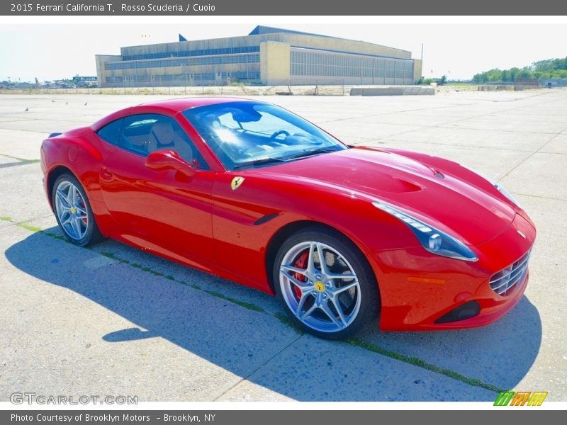 Rosso Scuderia / Cuoio 2015 Ferrari California T