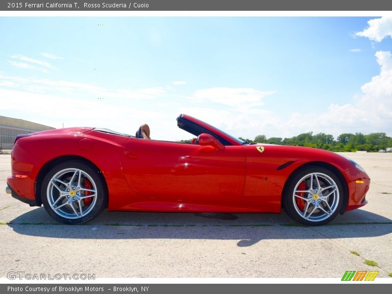 Rosso Scuderia / Cuoio 2015 Ferrari California T