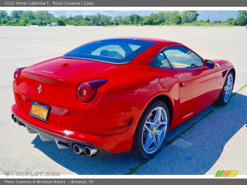 Rosso Scuderia / Cuoio 2015 Ferrari California T