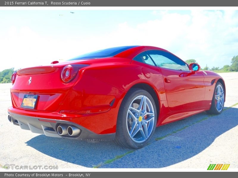 Rosso Scuderia / Cuoio 2015 Ferrari California T