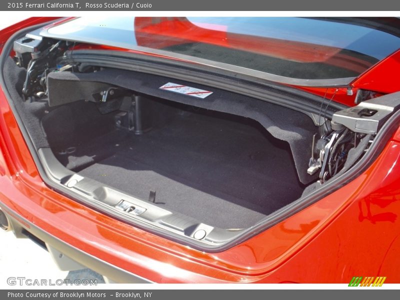  2015 California T Trunk