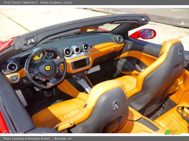  2015 California T Cuoio Interior
