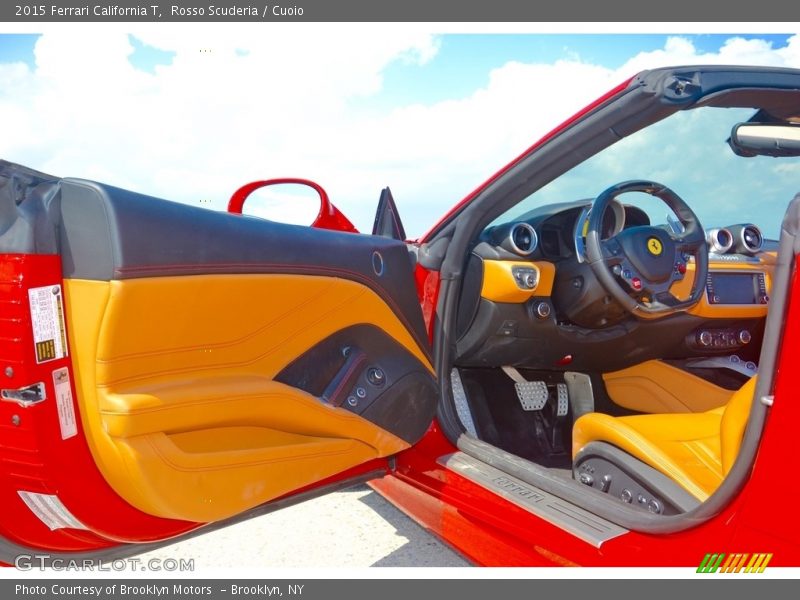 Rosso Scuderia / Cuoio 2015 Ferrari California T