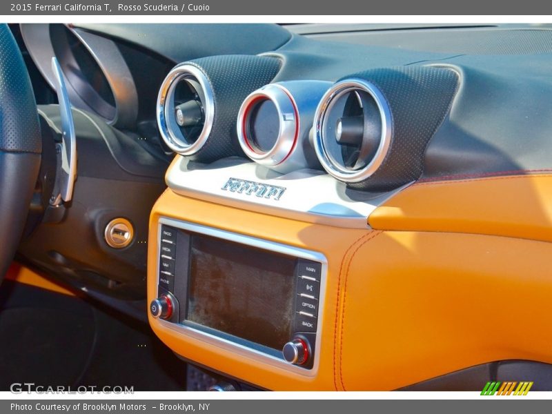 Rosso Scuderia / Cuoio 2015 Ferrari California T