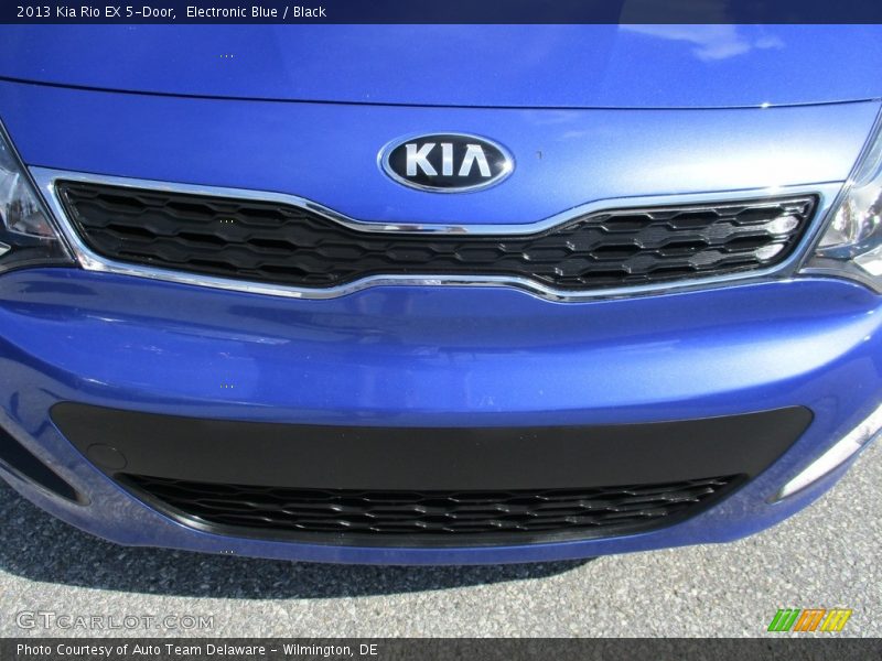 Electronic Blue / Black 2013 Kia Rio EX 5-Door