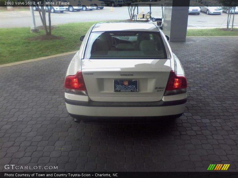 White / Taupe 2003 Volvo S60 2.4T