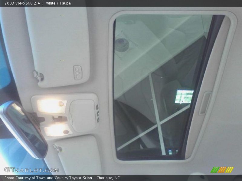 White / Taupe 2003 Volvo S60 2.4T