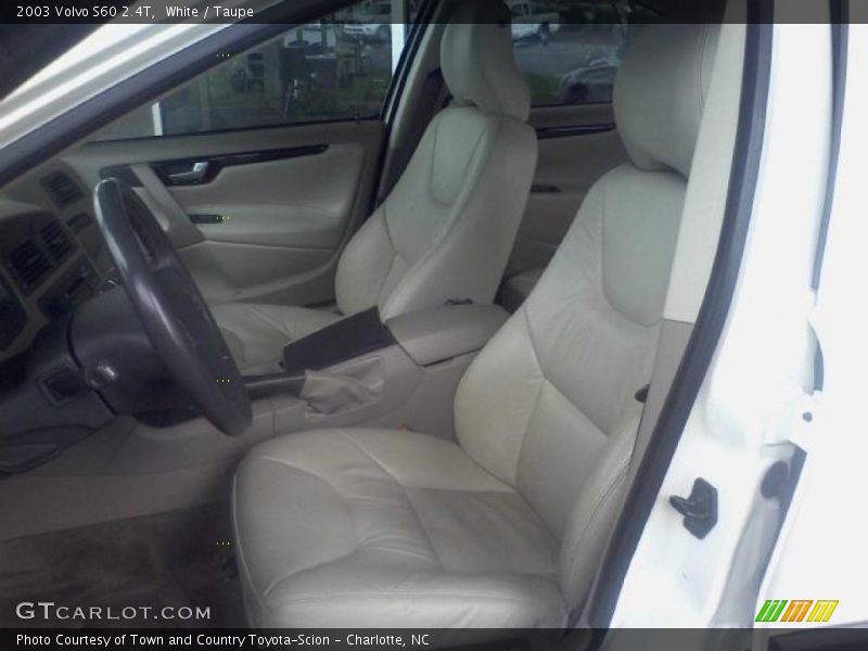 White / Taupe 2003 Volvo S60 2.4T