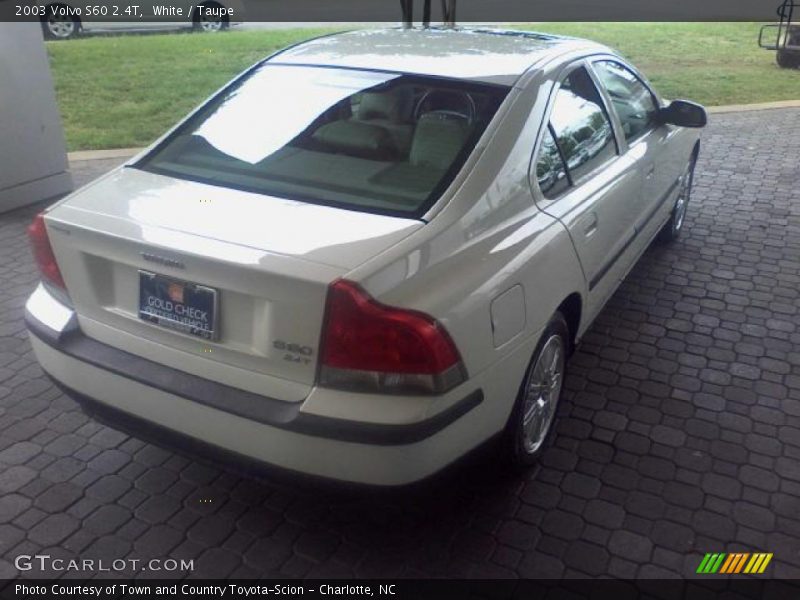 White / Taupe 2003 Volvo S60 2.4T