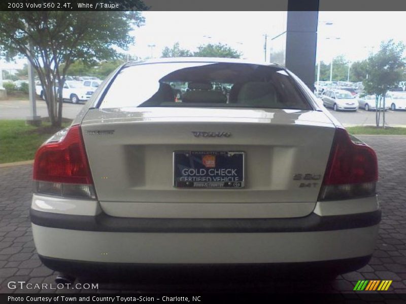 White / Taupe 2003 Volvo S60 2.4T