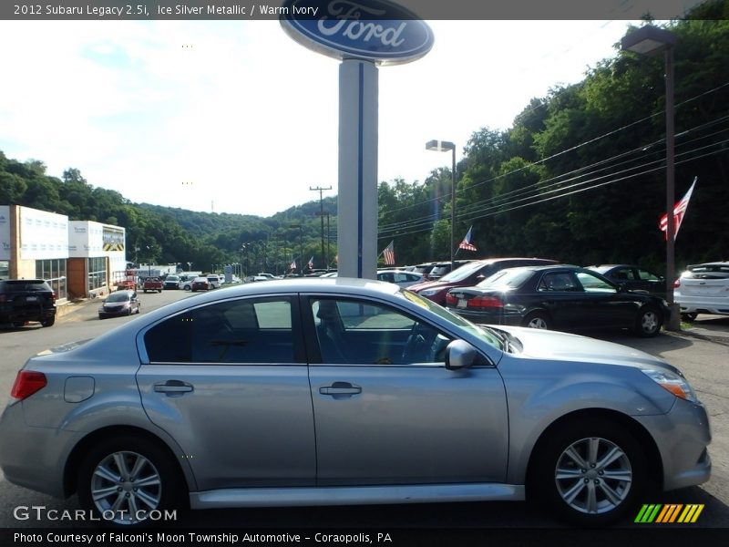 Ice Silver Metallic / Warm Ivory 2012 Subaru Legacy 2.5i