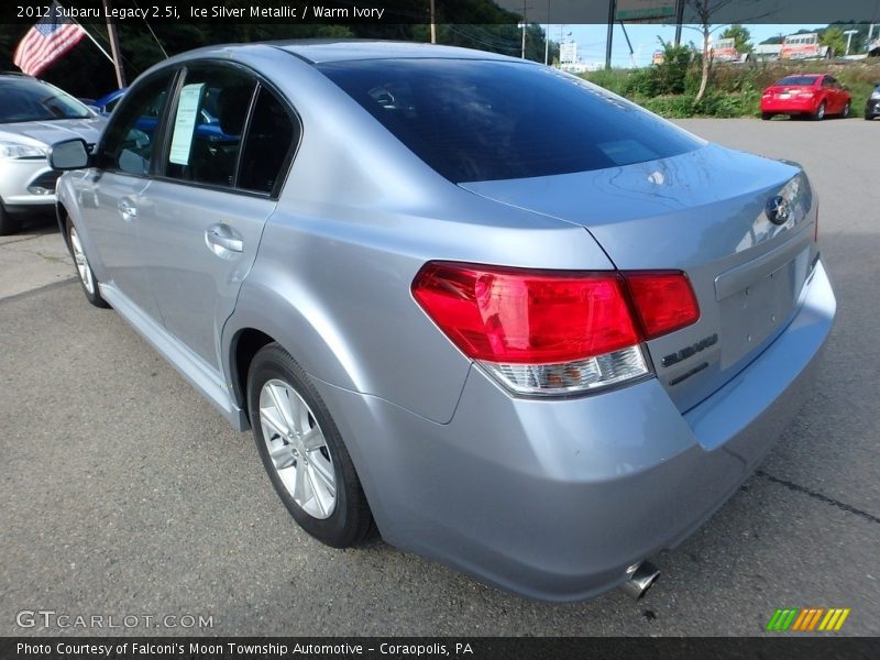 Ice Silver Metallic / Warm Ivory 2012 Subaru Legacy 2.5i