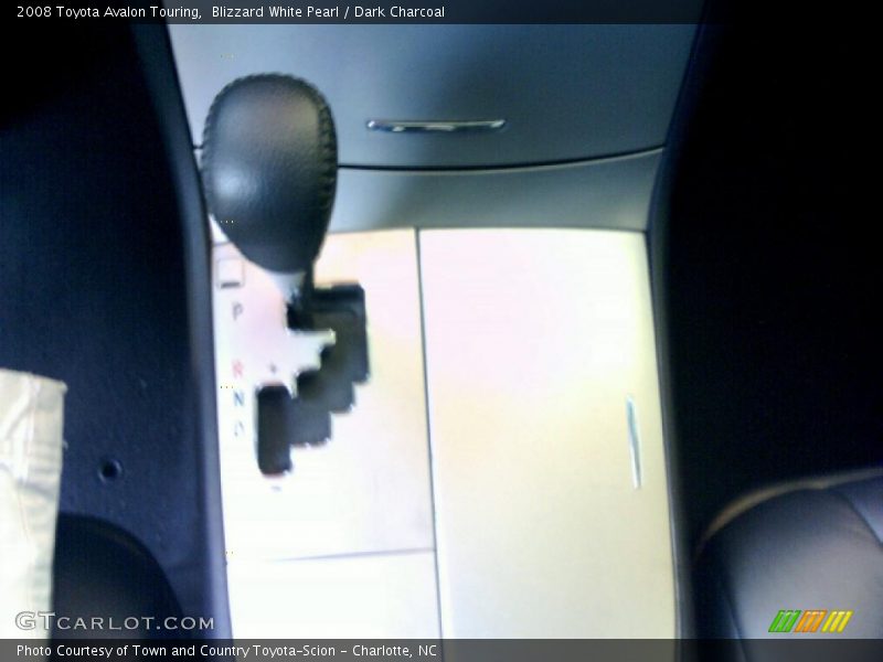 Blizzard White Pearl / Dark Charcoal 2008 Toyota Avalon Touring