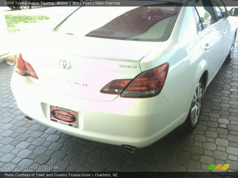 Blizzard White Pearl / Dark Charcoal 2008 Toyota Avalon Touring