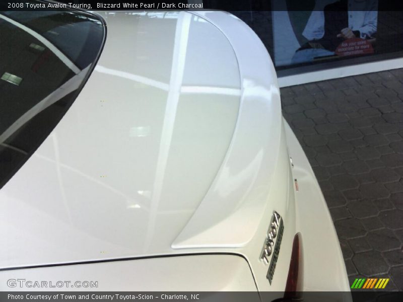Blizzard White Pearl / Dark Charcoal 2008 Toyota Avalon Touring