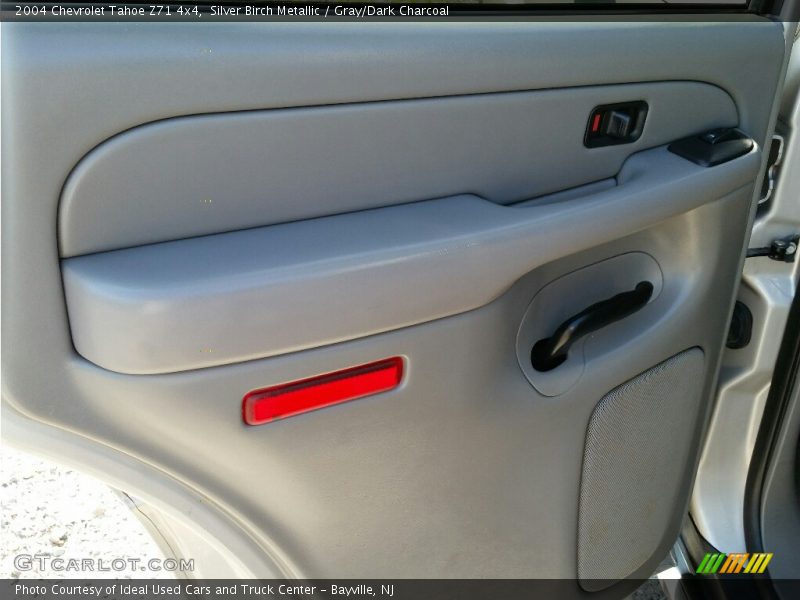 Silver Birch Metallic / Gray/Dark Charcoal 2004 Chevrolet Tahoe Z71 4x4