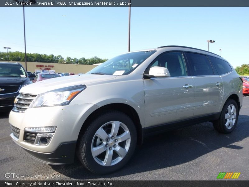 Champagne Silver Metallic / Ebony 2017 Chevrolet Traverse LT AWD