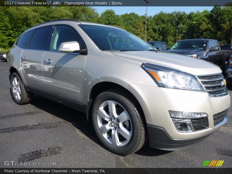 Champagne Silver Metallic / Ebony 2017 Chevrolet Traverse LT AWD