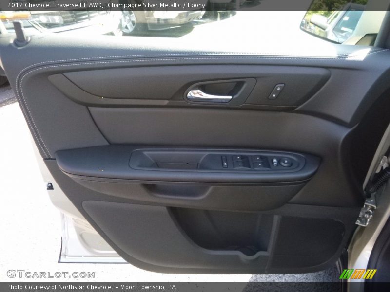 Champagne Silver Metallic / Ebony 2017 Chevrolet Traverse LT AWD