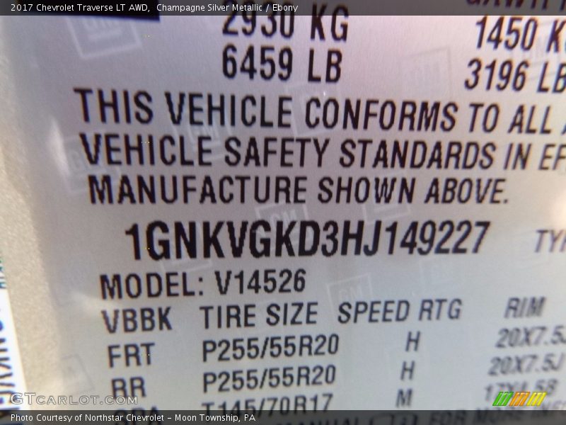 Champagne Silver Metallic / Ebony 2017 Chevrolet Traverse LT AWD