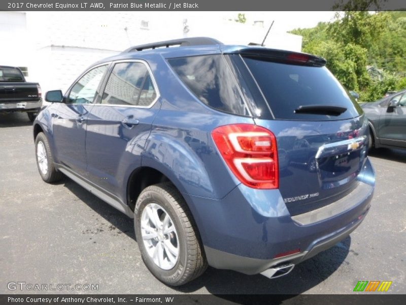 Patriot Blue Metallic / Jet Black 2017 Chevrolet Equinox LT AWD