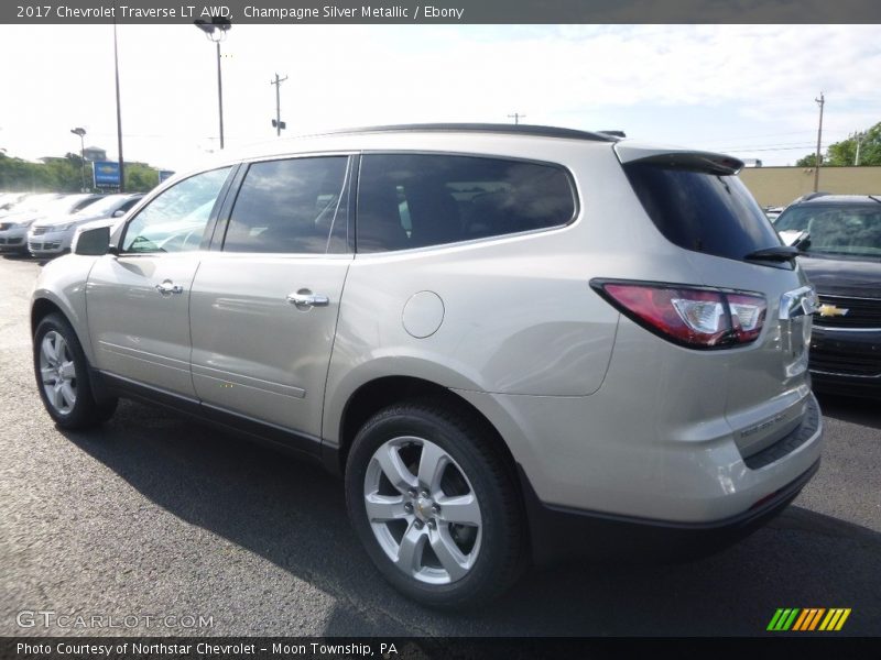 Champagne Silver Metallic / Ebony 2017 Chevrolet Traverse LT AWD