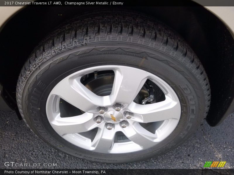 Champagne Silver Metallic / Ebony 2017 Chevrolet Traverse LT AWD