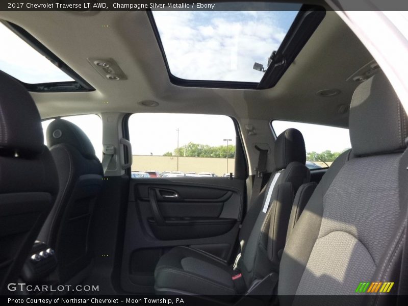 Champagne Silver Metallic / Ebony 2017 Chevrolet Traverse LT AWD