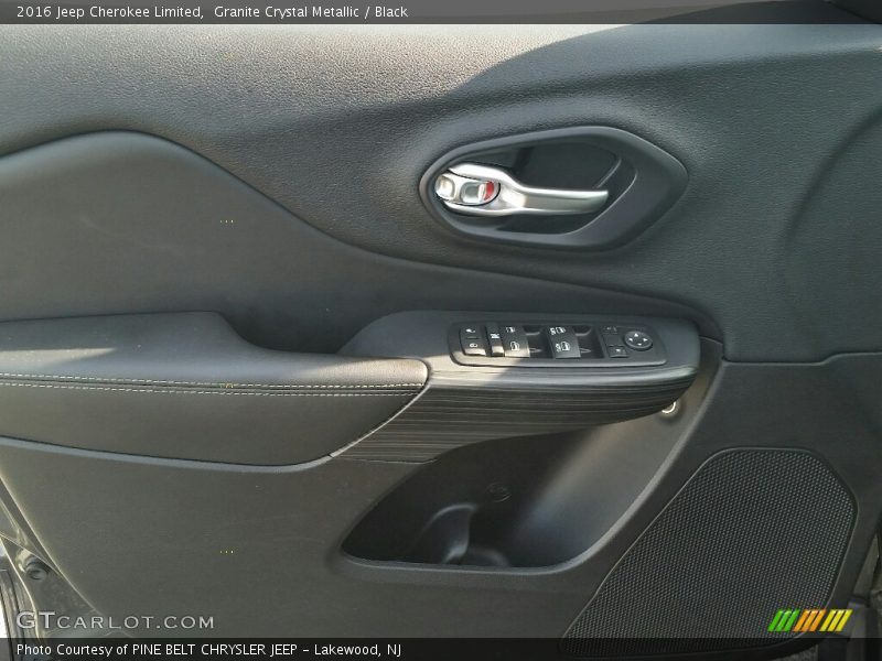 Granite Crystal Metallic / Black 2016 Jeep Cherokee Limited