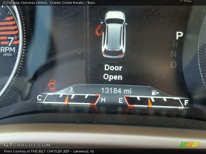 Granite Crystal Metallic / Black 2016 Jeep Cherokee Limited