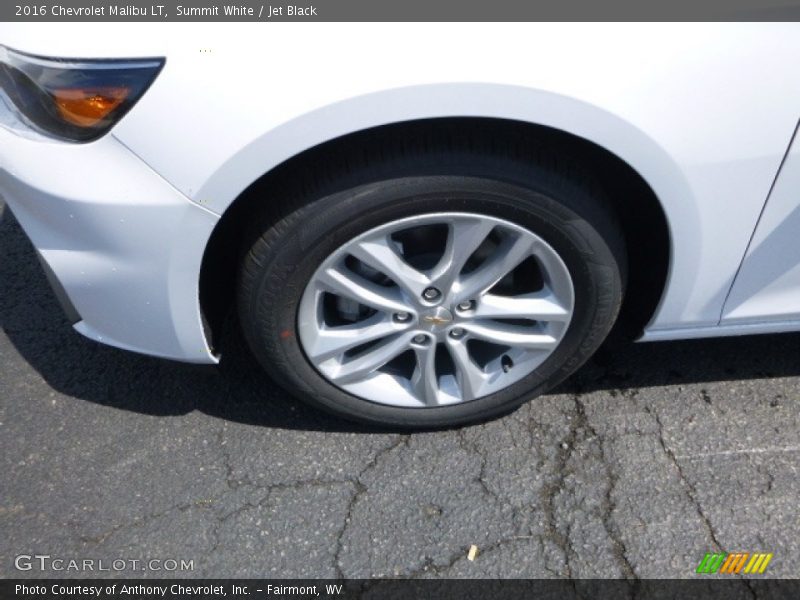 Summit White / Jet Black 2016 Chevrolet Malibu LT