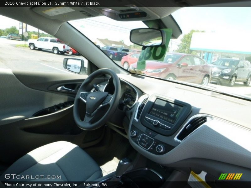 Summit White / Jet Black 2016 Chevrolet Malibu LT