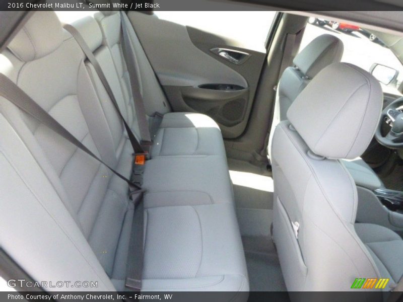 Summit White / Jet Black 2016 Chevrolet Malibu LT
