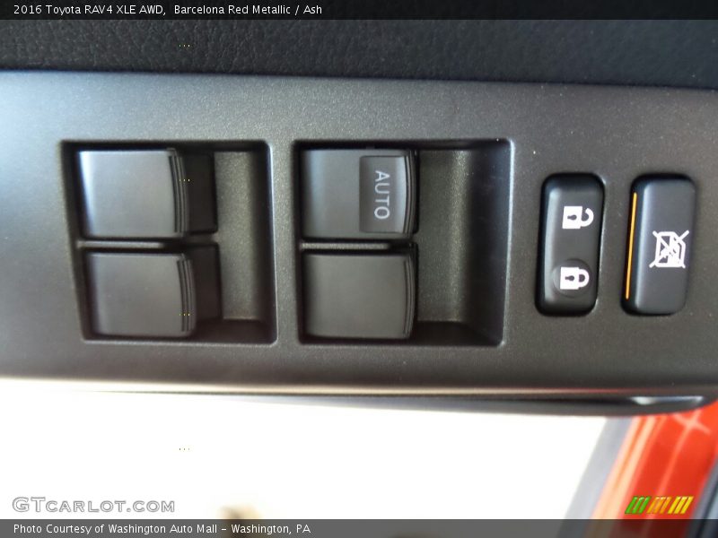 Barcelona Red Metallic / Ash 2016 Toyota RAV4 XLE AWD