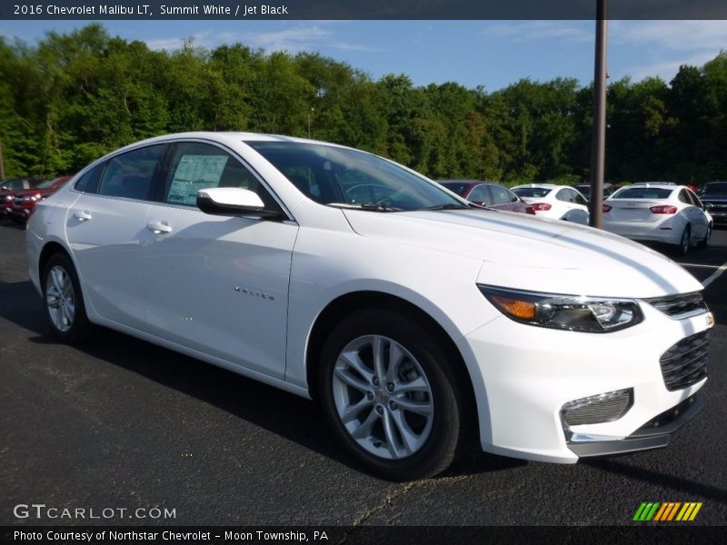 Summit White / Jet Black 2016 Chevrolet Malibu LT