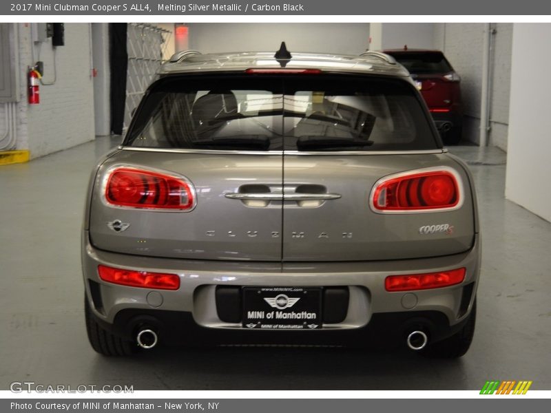 Melting Silver Metallic / Carbon Black 2017 Mini Clubman Cooper S ALL4