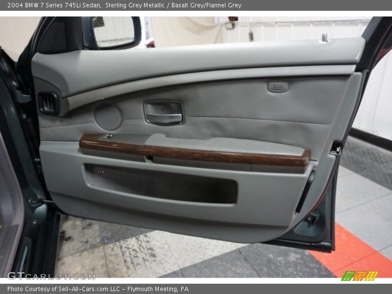 Sterling Grey Metallic / Basalt Grey/Flannel Grey 2004 BMW 7 Series 745Li Sedan
