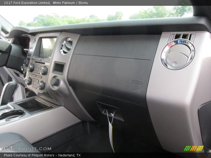 White Platinum / Ebony 2017 Ford Expedition Limited
