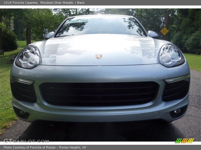 Rhodium Silver Metallic / Black 2016 Porsche Cayenne
