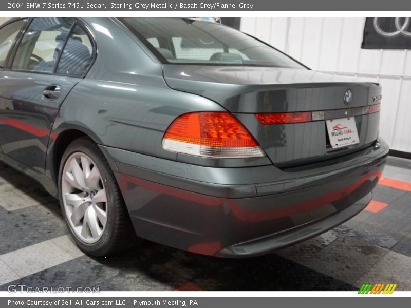 Sterling Grey Metallic / Basalt Grey/Flannel Grey 2004 BMW 7 Series 745Li Sedan