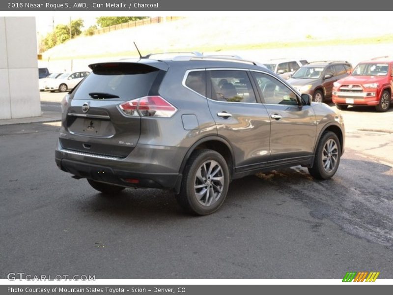 Gun Metallic / Charcoal 2016 Nissan Rogue SL AWD
