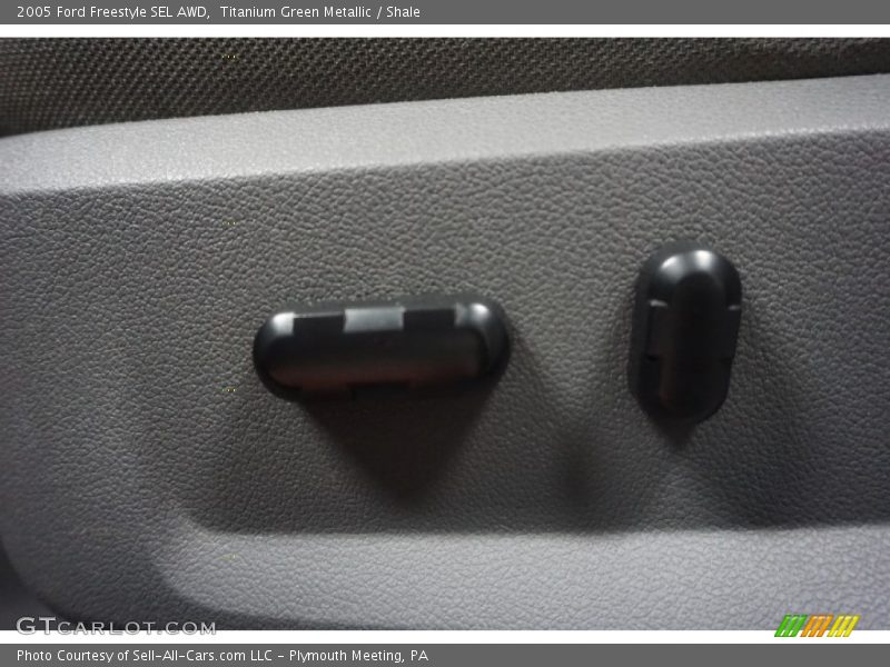 Titanium Green Metallic / Shale 2005 Ford Freestyle SEL AWD