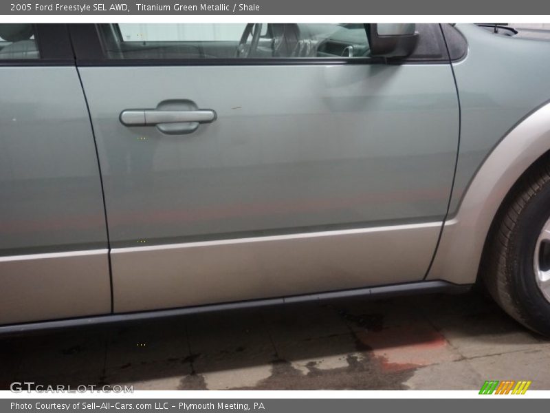 Titanium Green Metallic / Shale 2005 Ford Freestyle SEL AWD
