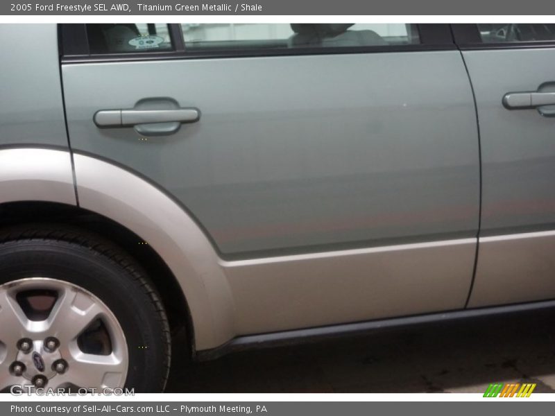Titanium Green Metallic / Shale 2005 Ford Freestyle SEL AWD