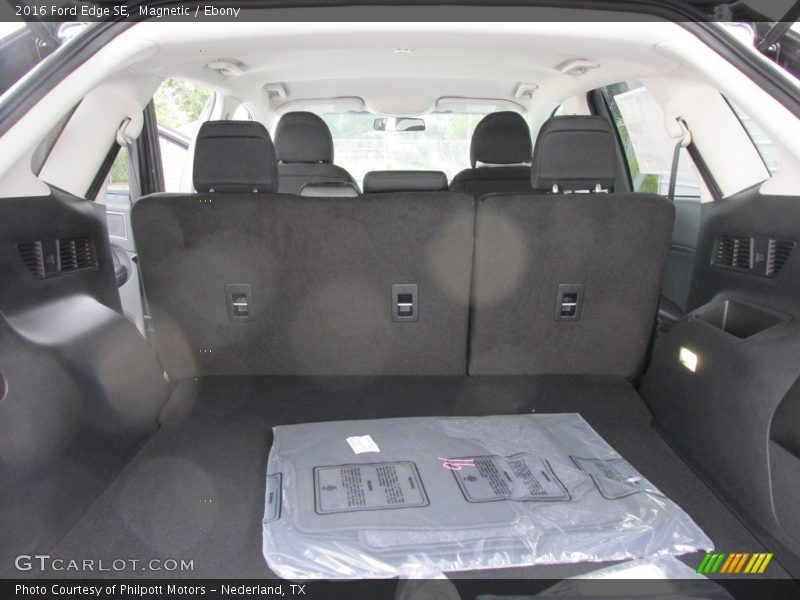 Magnetic / Ebony 2016 Ford Edge SE