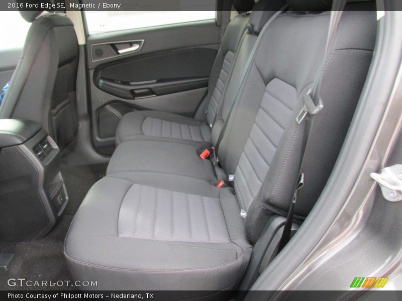Magnetic / Ebony 2016 Ford Edge SE