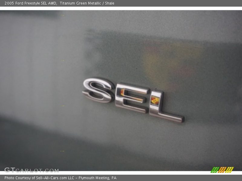 Titanium Green Metallic / Shale 2005 Ford Freestyle SEL AWD
